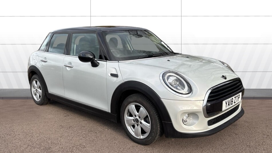 MINI Hatchback 1.5 Cooper II 5dr Petrol Hatchback